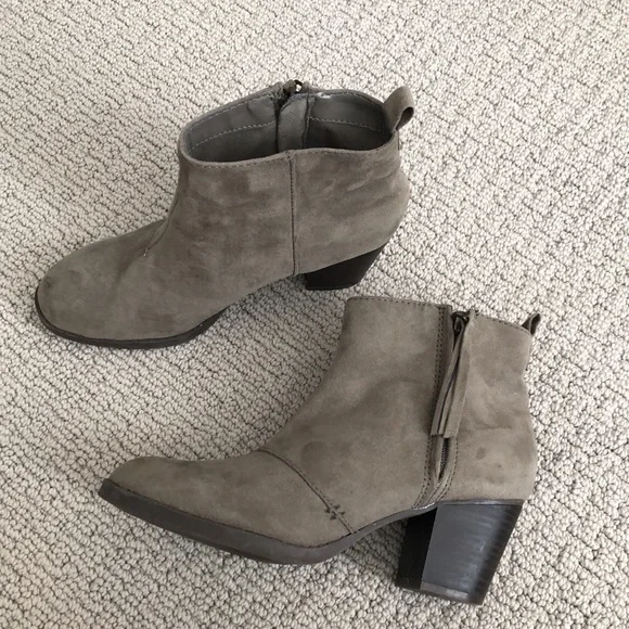Light Gray Ankle Boots - Picture 3 of 7